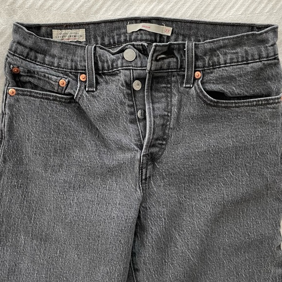 Levi’s Wedgie Fit Washed Black Size 27 - Picture 5 of 6